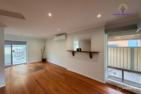 Property photo of 17 Fourth Avenue Hoppers Crossing VIC 3029