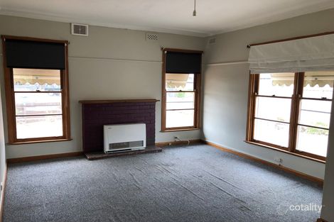 Property photo of 5 Lilac Court Wendouree VIC 3355