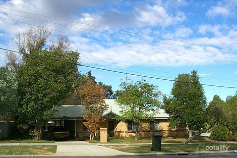 42 Jinda Rd, Koongamia, WA 6056