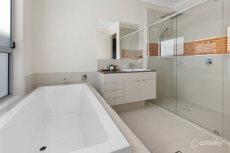 Property photo of 109 The Peninsula Helensvale QLD 4212