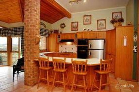 Property photo of 10 Catesby Close Mulgrave VIC 3170