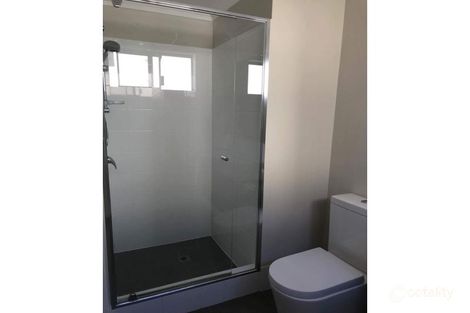 2/292 Surrey Rd, Kewdale, WA 6105