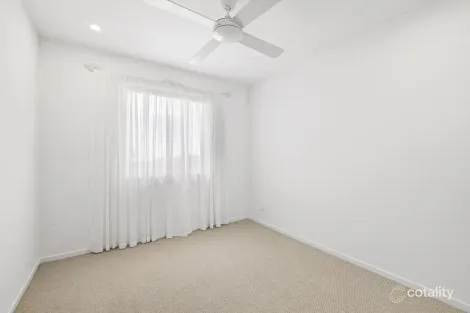 Property photo of 24 Hem Lane Nirimba QLD 4551