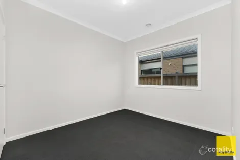 Property photo of 3 Leadbeater Circuit Beveridge VIC 3753