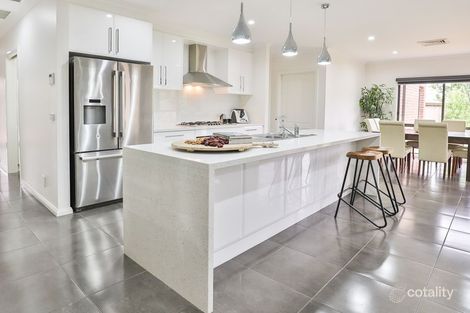 Property photo of 10 Dominic Court Mildura VIC 3500