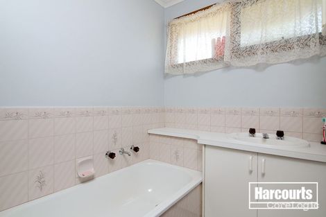 Property photo of 19 Caroline Crescent Cranbourne West VIC 3977