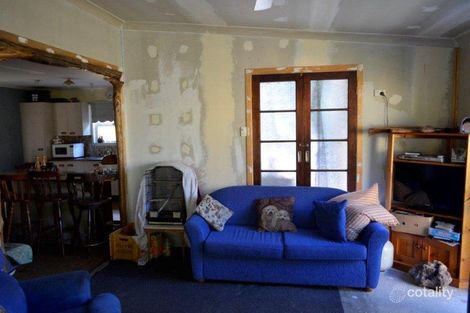 Property photo of 96 Midgen Street Kooringal QLD 4025