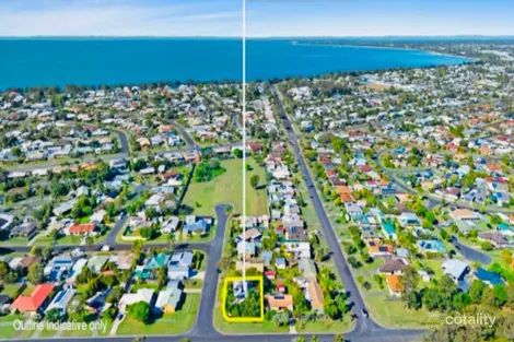 1 Burton Ct, Point Vernon, QLD 4655