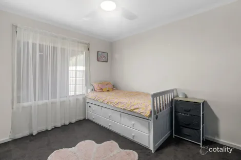 Property photo of 5 Harris Road New Town SA 5554