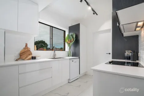 1/7 David St, West Wollongong, NSW 2500