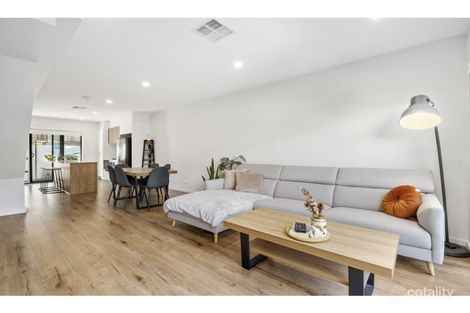 49/16-18 Cornelius St, Coombs, ACT 2611