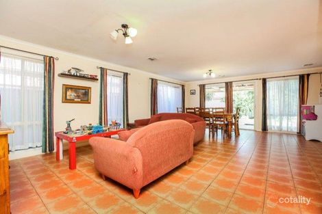 Property photo of 35 Blenheim Way Caroline Springs VIC 3023