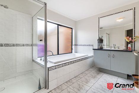 Property photo of 48 Stefan Drive Berwick VIC 3806