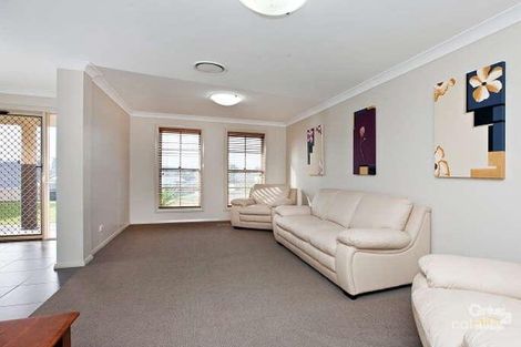 Property photo of 8 Fullford Cove Rutherford NSW 2320