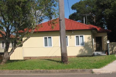 10 Harcourt Ave, East Hills, NSW 2213