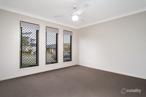 Property photo of 33 Stradbroke Crescent Springfield Lakes QLD 4300