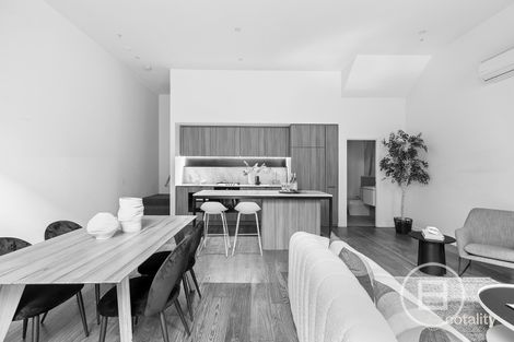 Property photo of 16 Waterloo Road Collingwood VIC 3066