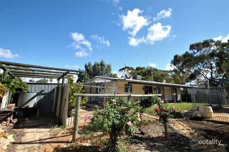 65 Melbourne St, Moora, WA 6510