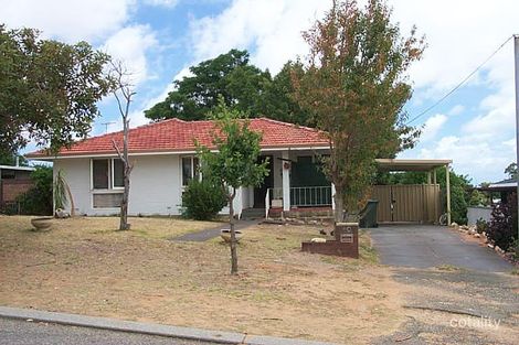 40 Woodley Way, Parmelia, WA 6167