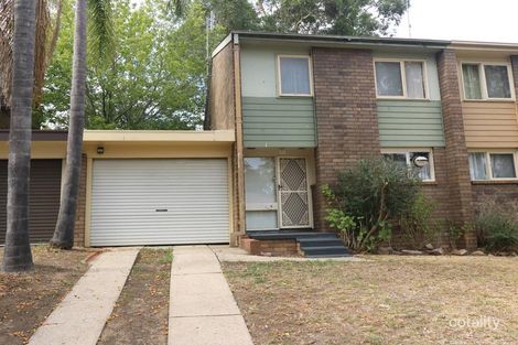 6 Stringybark Pl, Bradbury, NSW 2560