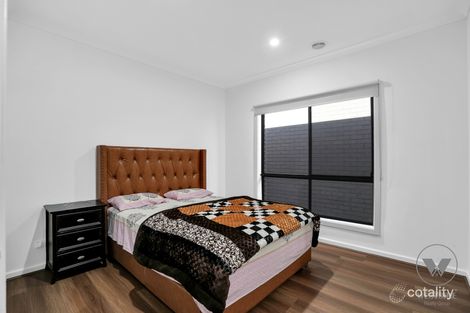 Property photo of 14 Emblem Street Tarneit VIC 3029