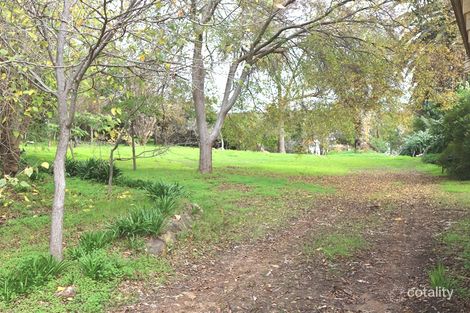 16 Boya Cres, Boya, WA 6056