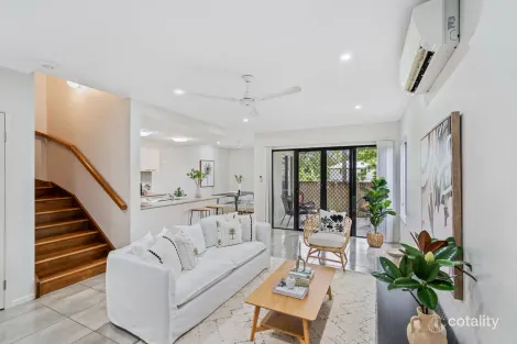 Property photo of 3/116 Callaghan Street Mooroobool QLD 4870