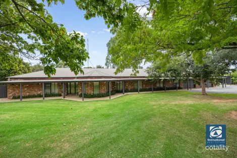 55 Perricoota Rd, Moama, NSW 2731