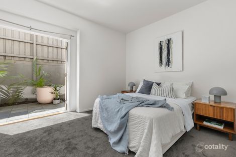 Property photo of 3/2A Shirley Grove St Kilda East VIC 3183