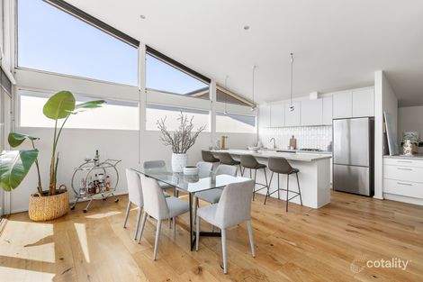 Property photo of 3/2A Shirley Grove St Kilda East VIC 3183