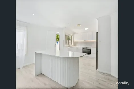 Property photo of 10 Cove Boulevard Shell Cove NSW 2529
