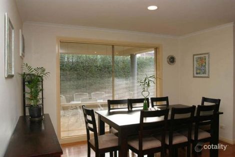 Property photo of 10 Newman Court Berwick VIC 3806