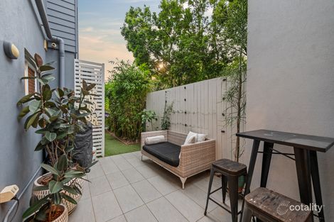 Property photo of 2/44 Jackson Street Hamilton QLD 4007