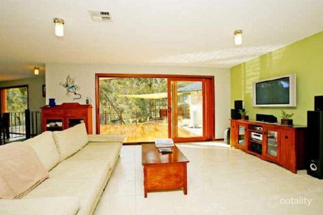 Property photo of 6 Camphorwood Close Jerrabomberra NSW 2619
