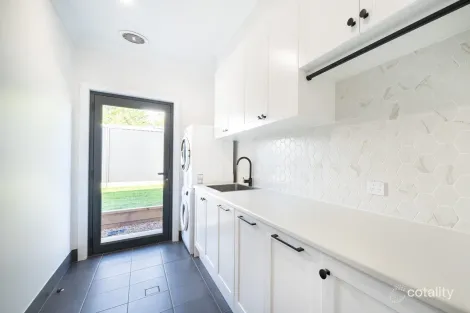 Property photo of 1 Ellis Drive Oberon NSW 2787