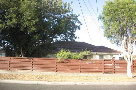 16 Pinewood Ave, Dandenong North, VIC 3175