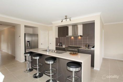 Property photo of 9 Alice Court Officer VIC 3809