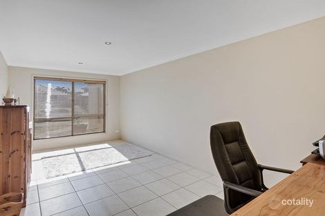 Property photo of 9 Seagrass Place Redland Bay QLD 4165