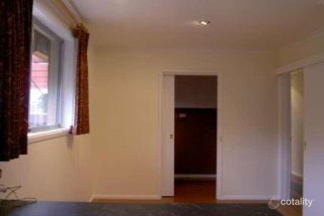 Property photo of 16 Mathieson Crescent Weetangera ACT 2614