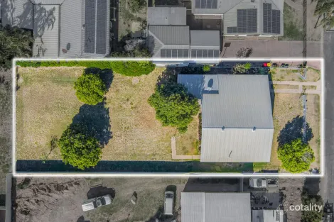 12 Centenary Dr, Emerald, QLD 4720