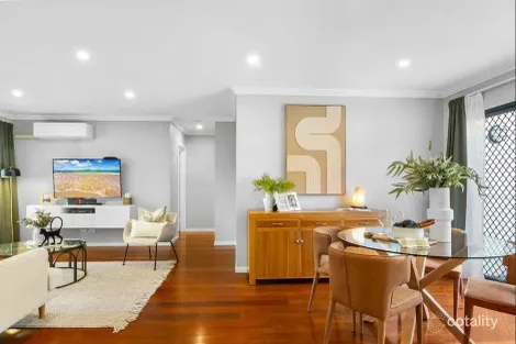Property photo of 1/4 Explorer Street Toowong QLD 4066