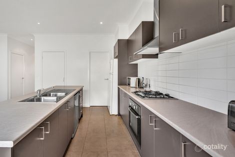 Property photo of 31 Kirkstead Grove Craigieburn VIC 3064