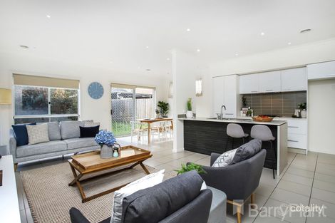 Property photo of 8 Struga Road Sunshine West VIC 3020