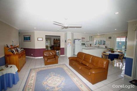 Property photo of 1 McConnell Crescent Brookfield QLD 4069