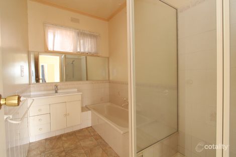 Property photo of 107A Raglan Parade Warrnambool VIC 3280