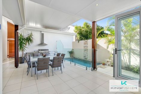 Property photo of 2/4 Cedar Court Burleigh Heads QLD 4220