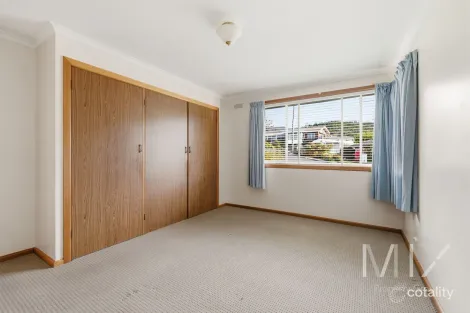 Property photo of 2/12 Mitchell Avenue Rosetta TAS 7010