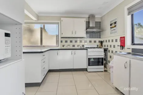 18 Aldinga Ave, Koonawarra, NSW 2530