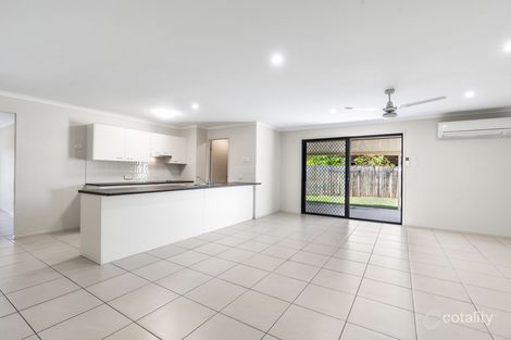 Property photo of 25 Moeller Place Mansfield QLD 4122