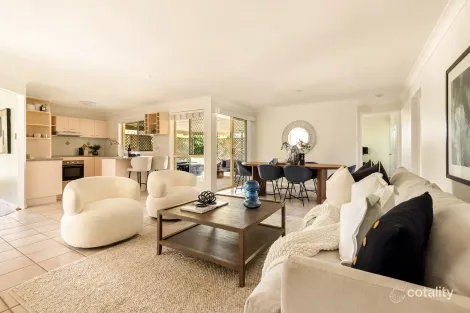 Property photo of 6 Oak Place Mackenzie QLD 4156